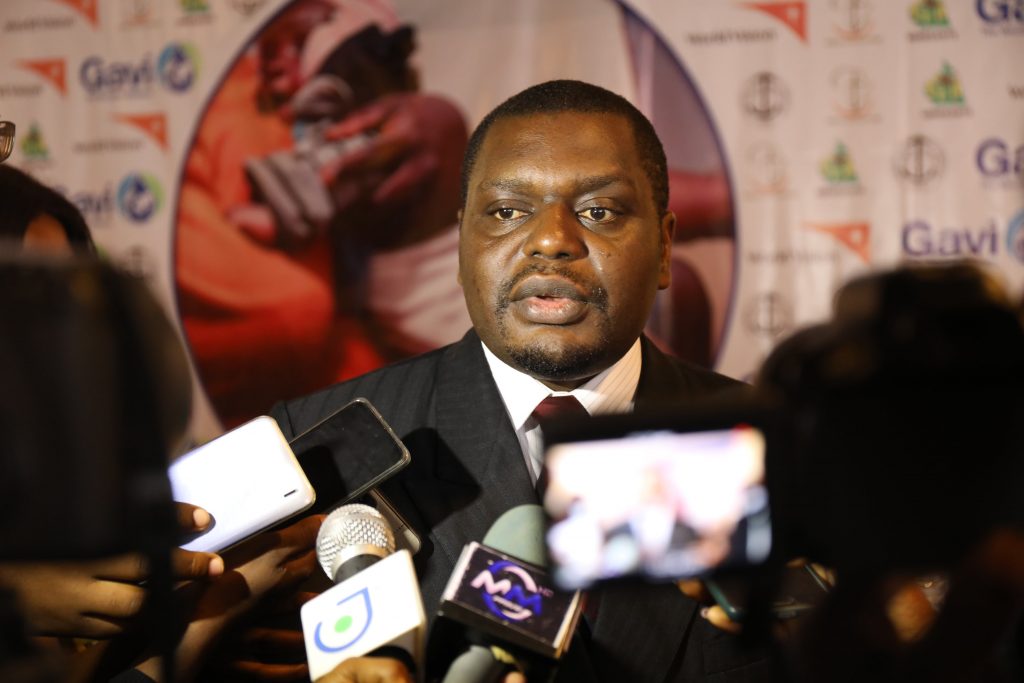 Building solid networks through effective communication